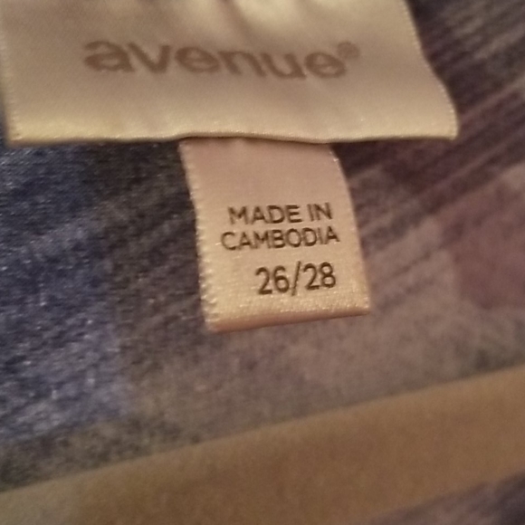 Tunic - Picture 3 of 3